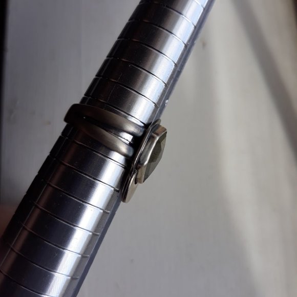 Flashy Blue Labradorite Hexagon Ring - Picture 2 of 3